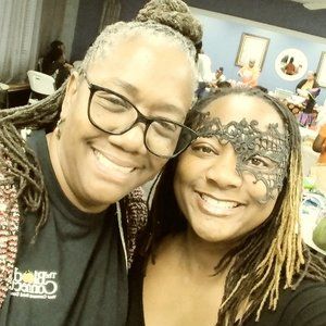 Meet your Posher, Frances